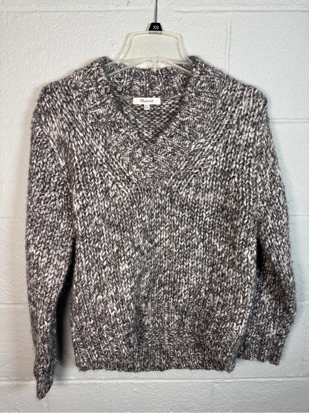Madewell Women’s XXS Marled Gray & White V-Neck Sweater